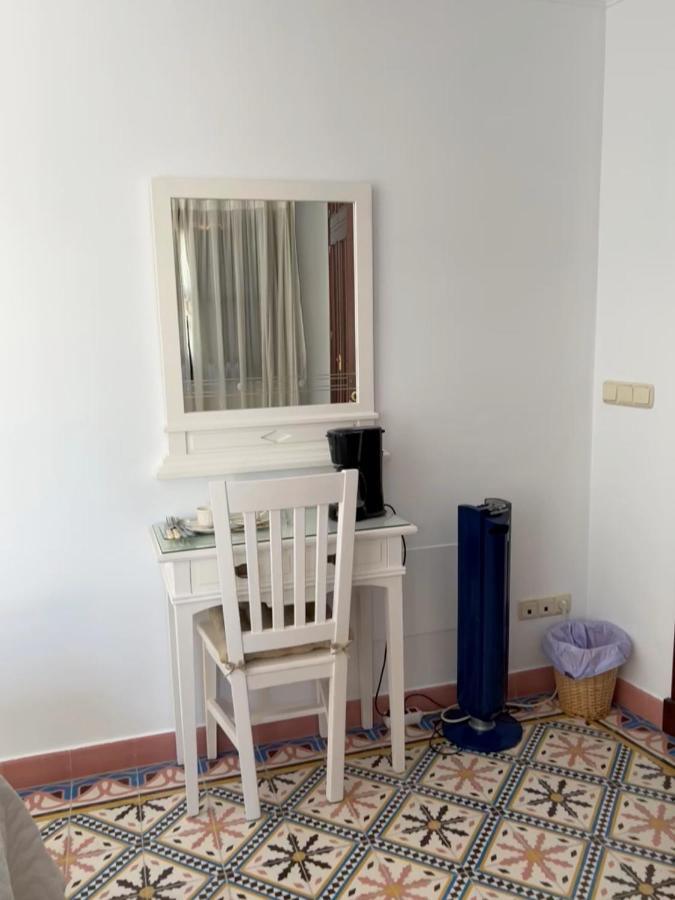 Apartamentos Trujillo Тарифа Экстерьер фото