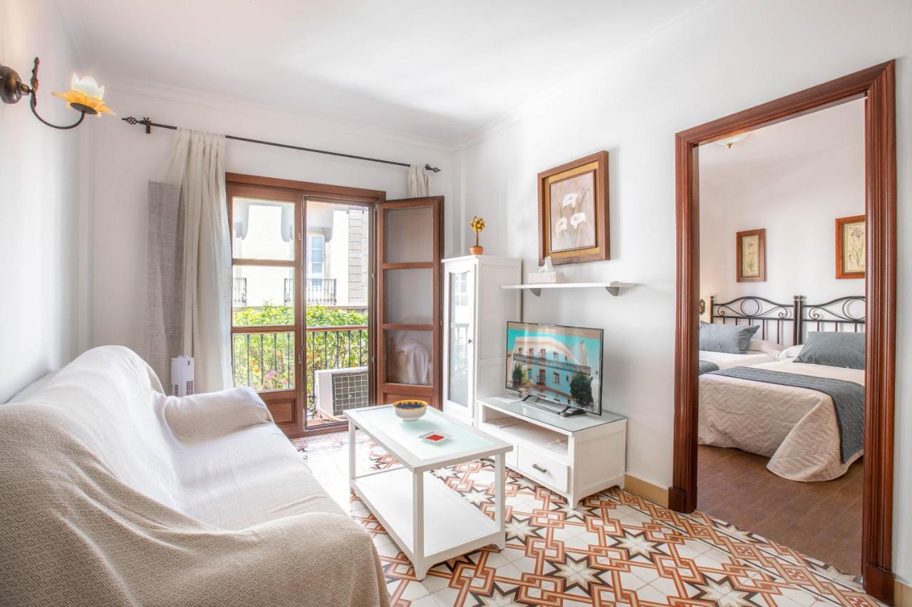 Apartamentos Trujillo Тарифа Экстерьер фото