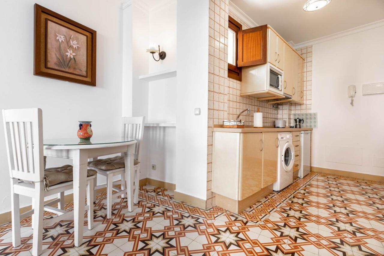 Apartamentos Trujillo Тарифа Экстерьер фото